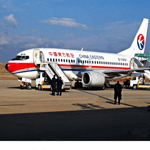福州机场托运航空快运业稳步发展的原因是什么？
